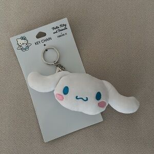 CINNAMOROLL X FOREVER 21 PLUSH KEYCHAIN NEW WITH TAG